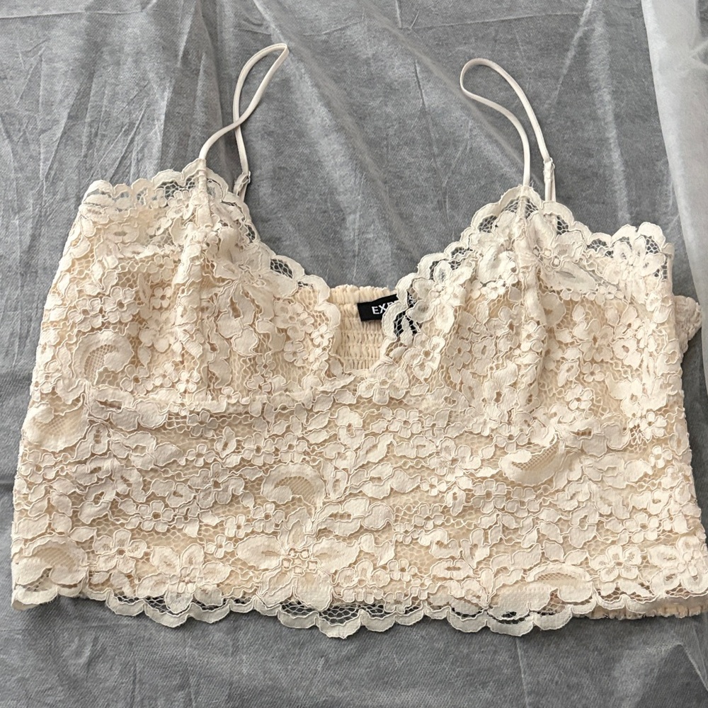 Express Lace Cropped Cami in Cream
